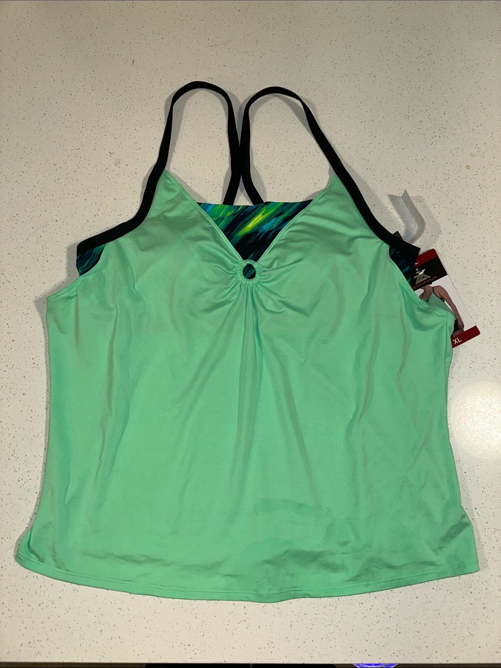Zeroxposur Women's Edamame Green Scoop Neck Tankini with Racerback Straps. NWT